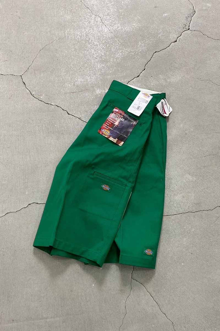 LOOSE FIT SHORT PANTS / GREEN [SIZE: W34 DEADSTOCK/NOS]