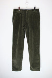 TUCK CORDUROY PANTS / OLIVE [SIZE: W31 x L30 USED]