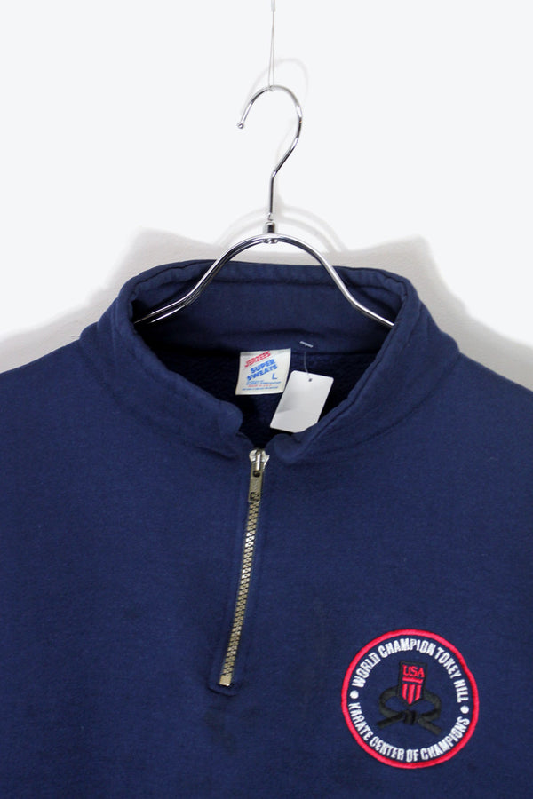 MADE IN USA 90'S USA BACK PRINT HALF-ZIP SWEATSHIRT / NAVY [SIZE: L USED]
