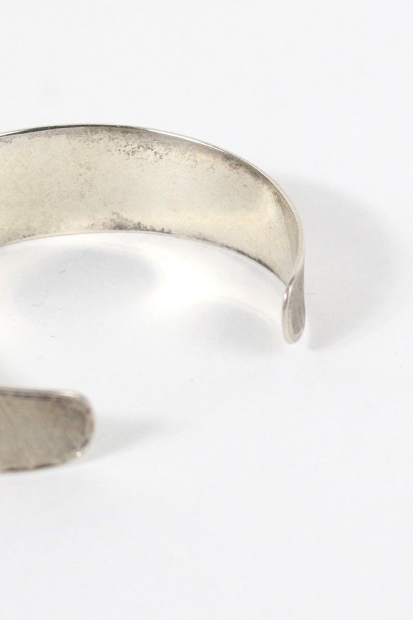 925 SILVER BANGLE W/14k GOLD [SIZE: ONE SIZE USED]