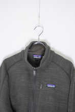 画像をギャラリービューアに読み込む, 15&#39;S BETTER SWEATER 1/4 FLEECE JACKET / CHARCOAL［ SIZE: XL USED ]
