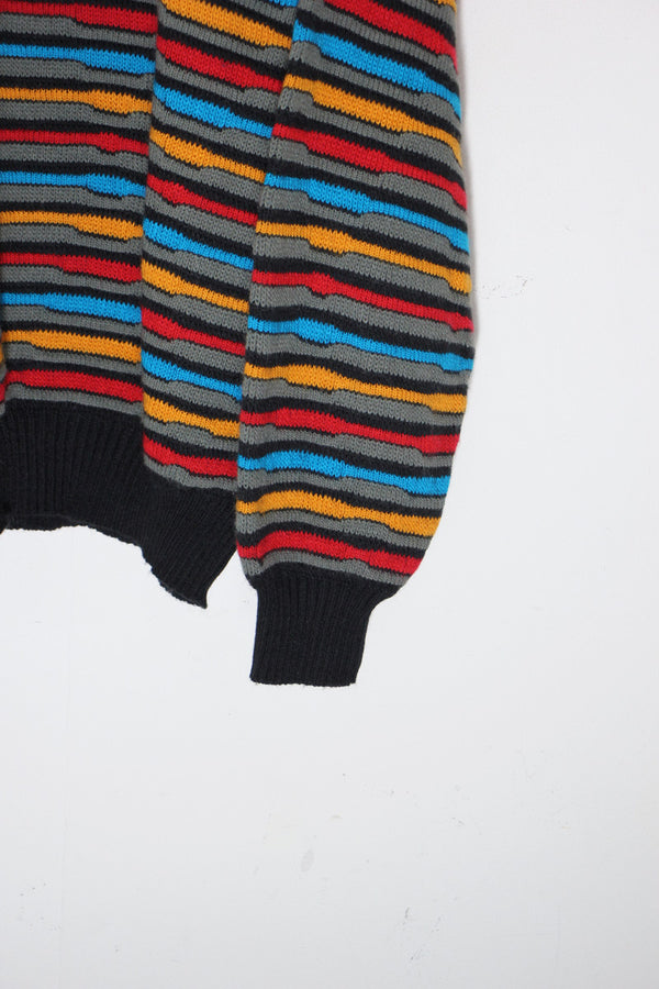 MADE IN ITALY 90'S BORDER ACRYLIC WOOL KNIT SWEATER / GREY / BLUE / RED [SIZE: XL USED]