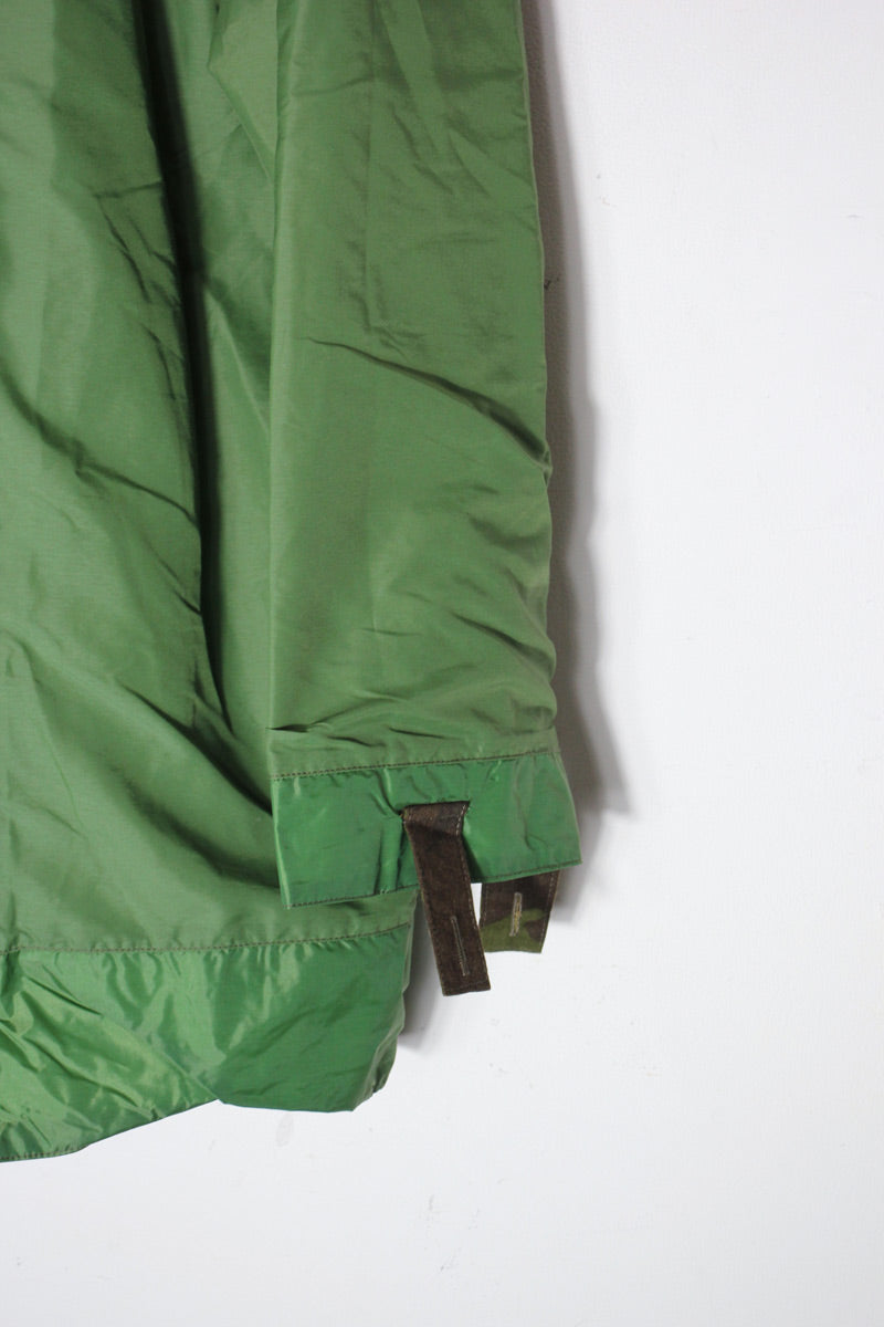 WATERPROOF LINER COAT / GREEN/CAMO [SIZE: M Equivalent USED]