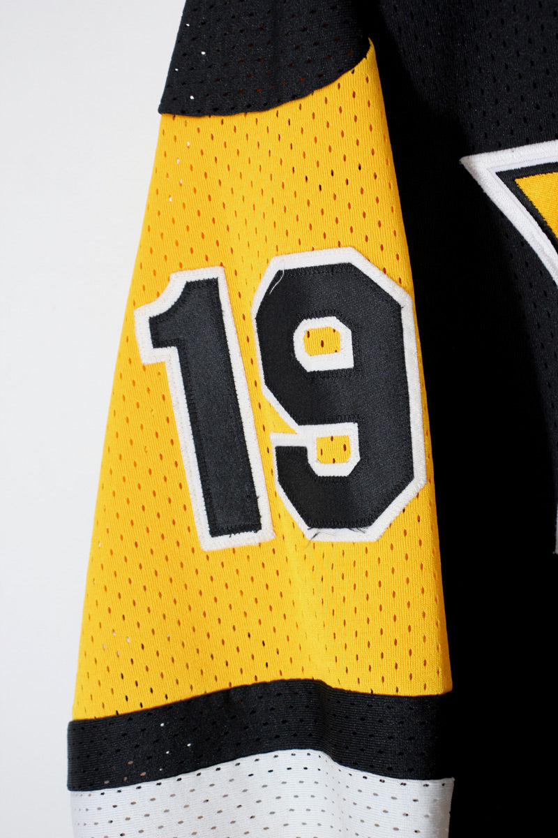 MADE IN USA 90'S PITTSBURGH PENGUINS 19 TROTTIER PULLOVER GAME SHIRT / BLACK/YELLOW [SIZE: XL USED]