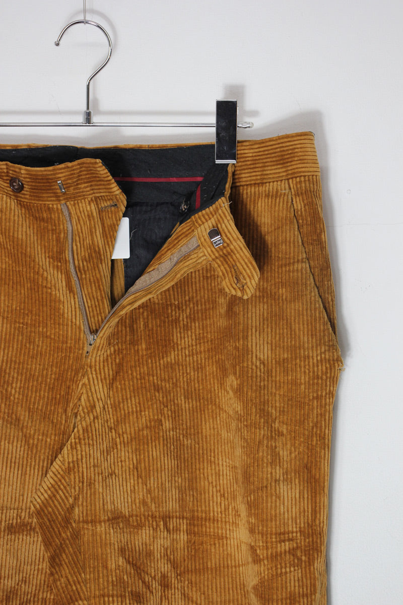 90'S CORDUROY PANTS / BROWN [SIZE: W32 equivalent USED]