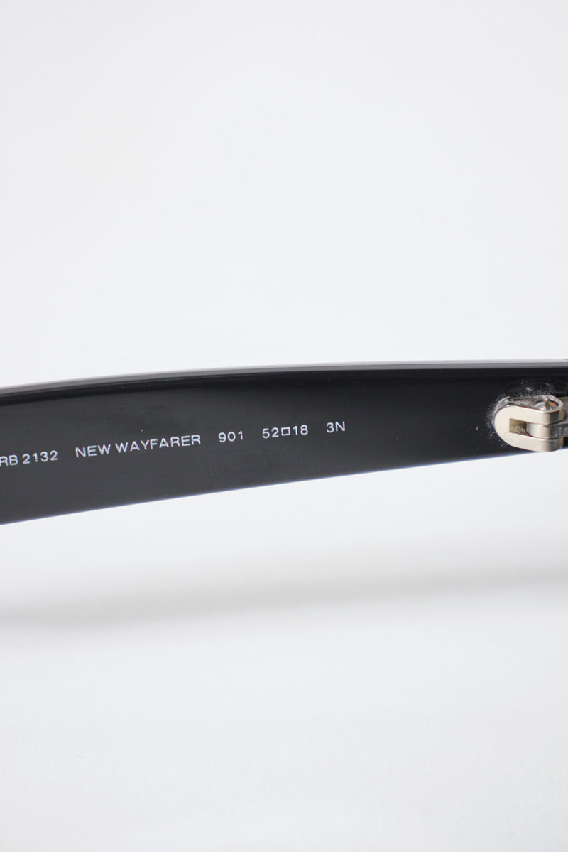 MADE IN ITALY R2132 NEW WAYFARER SUNGLASSES [SIZE: 52ロ18 USED]