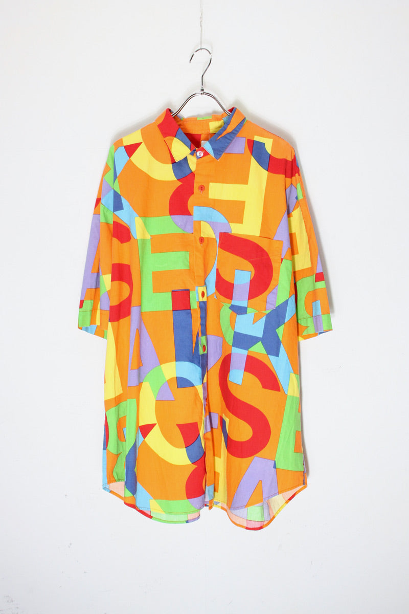 S/S ALPHABET PATTERN SHIRT / MULTI [SIZE: Equivalent to L, USED]
