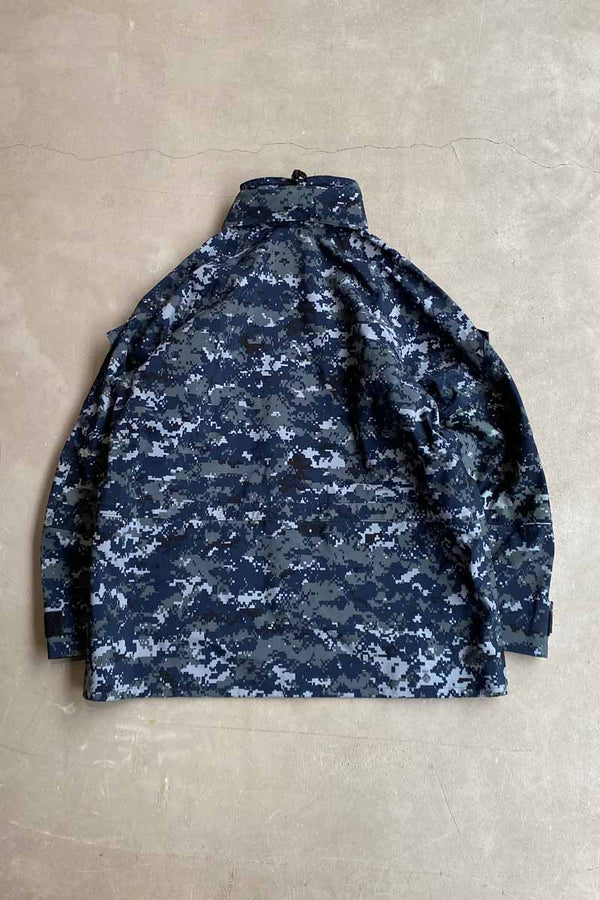 01'S ECWCS 2ND GEN GORE-TEX WORKING PARKA DIGITAL CAMO / NAVY [SIZE: L DEADSTOCK/NOS]