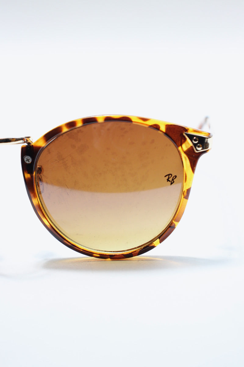 MADE IN ITALY SUNGLASSES / BROWN [SIZE: ONE SIZE USED]