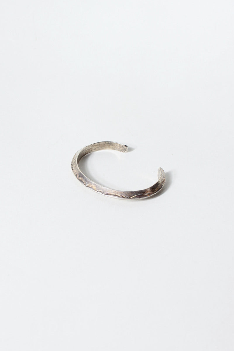 STERLING SILVER BANGLE [ONE SIZE]
