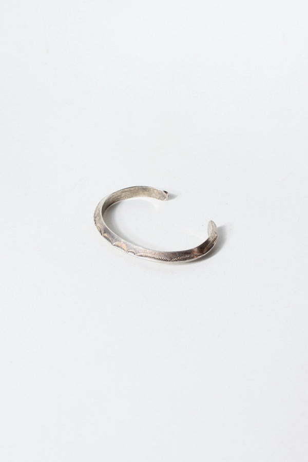 STERLING SILVER BANGLE [ONE SIZE]
