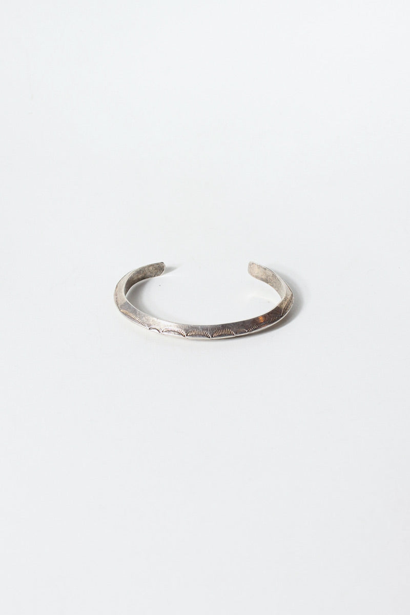 STERLING SILVER BANGLE [ONE SIZE]