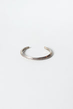 画像をギャラリービューアに読み込む, STERLING SILVER BANGLE [ONE SIZE USED]
