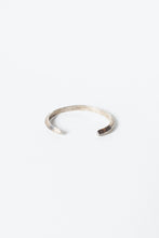 画像をギャラリービューアに読み込む, STERLING SILVER BANGLE [ONE SIZE USED]
