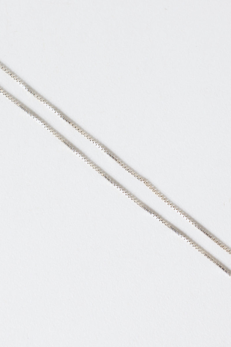 MADE IN MEXICO 925 SILVER NECKLACE [ONE SIZE USED]