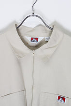 画像をギャラリービューアに読み込む, MADE IN USA 90&#39;S S/S HALF ZIP WORK SHIRT / BEIGE [SIZE: XXXL USED]
