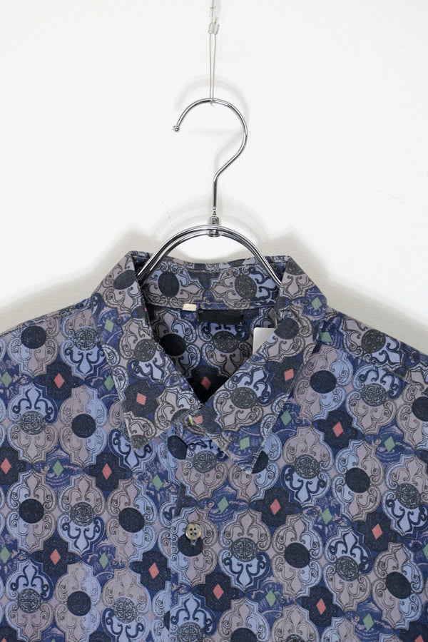 S/S POCKET DESIGN TOTAL PATTERN VISCOSE SHIRT / BLACK/BLUE [SIZE: XL Equivalent USED]