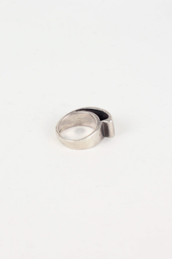 VINTAGE SILVER RING [SIZE: equivalent to US size 6.5, USED]