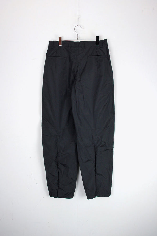 NYLON PANTS / BLACK [SIZE: 44 USED]