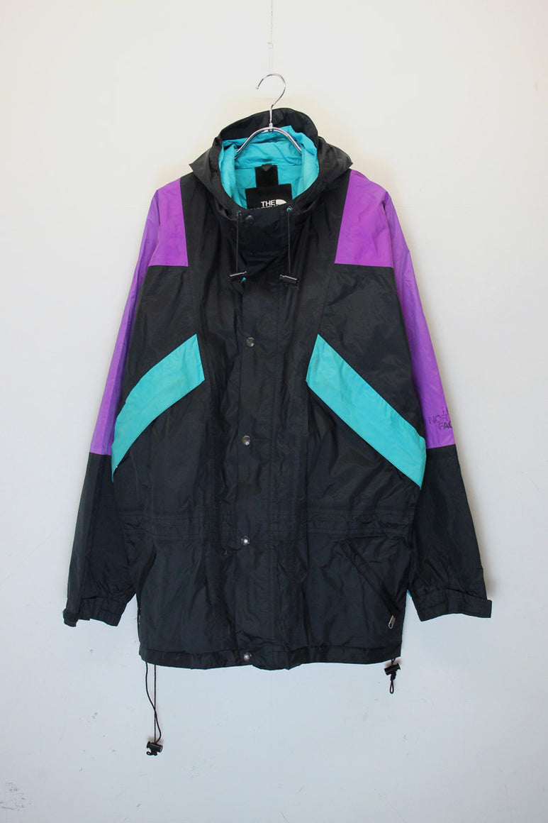 MADE IN USA 90'S GORE-TEX NYLON MOUNTAIN PARKA / BLACK [SIZE: M USED]