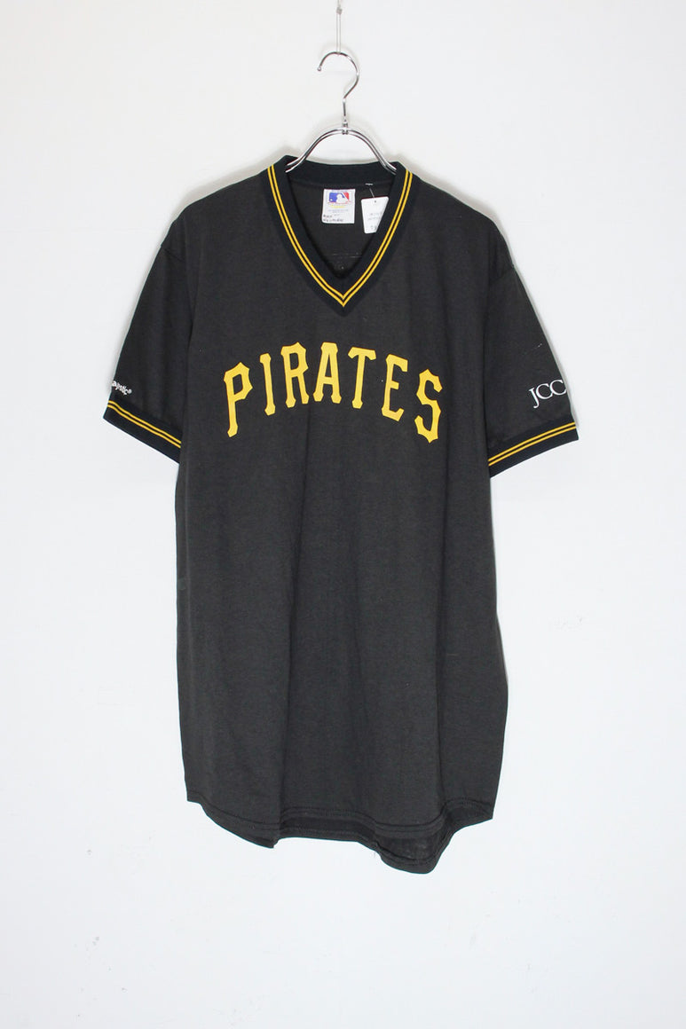 MADE IN USA 80'S  S/S MLB PITTSBURGH PIRATES 18 V-NECK RIB LINE T-SHIRT / BLACK[SIZE: XL相当 USED]