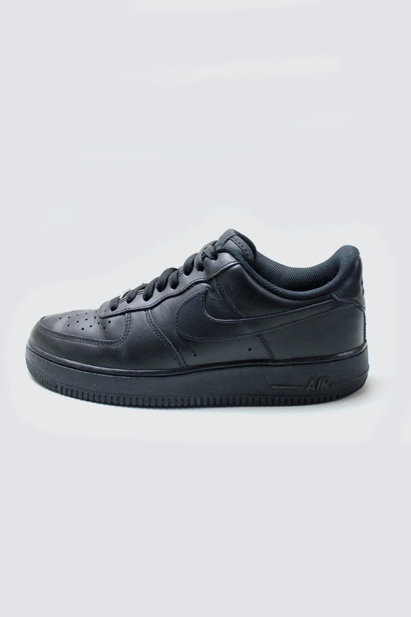 AIR FORCE 1 LOW / BLACK [SIZE: US9 (equivalent to 27cm) USED]