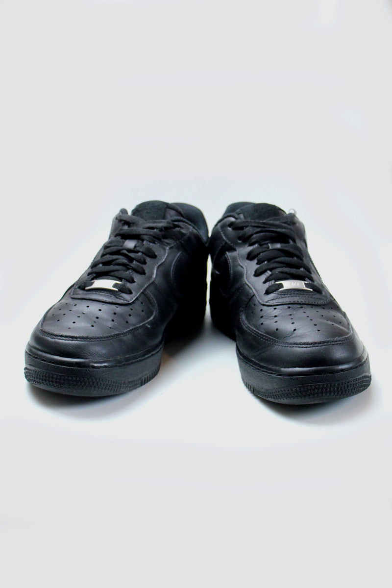 AIR FORCE 1 LOW / BLACK [SIZE: US9 (equivalent to 27cm) USED]