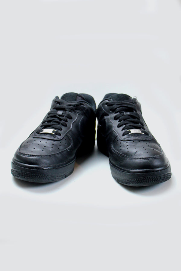 AIR FORCE 1 LOW / BLACK [SIZE: US9 (equivalent to 27cm) USED]