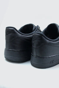 AIR FORCE 1 LOW / BLACK [SIZE: US9 (27cm相当) USED]