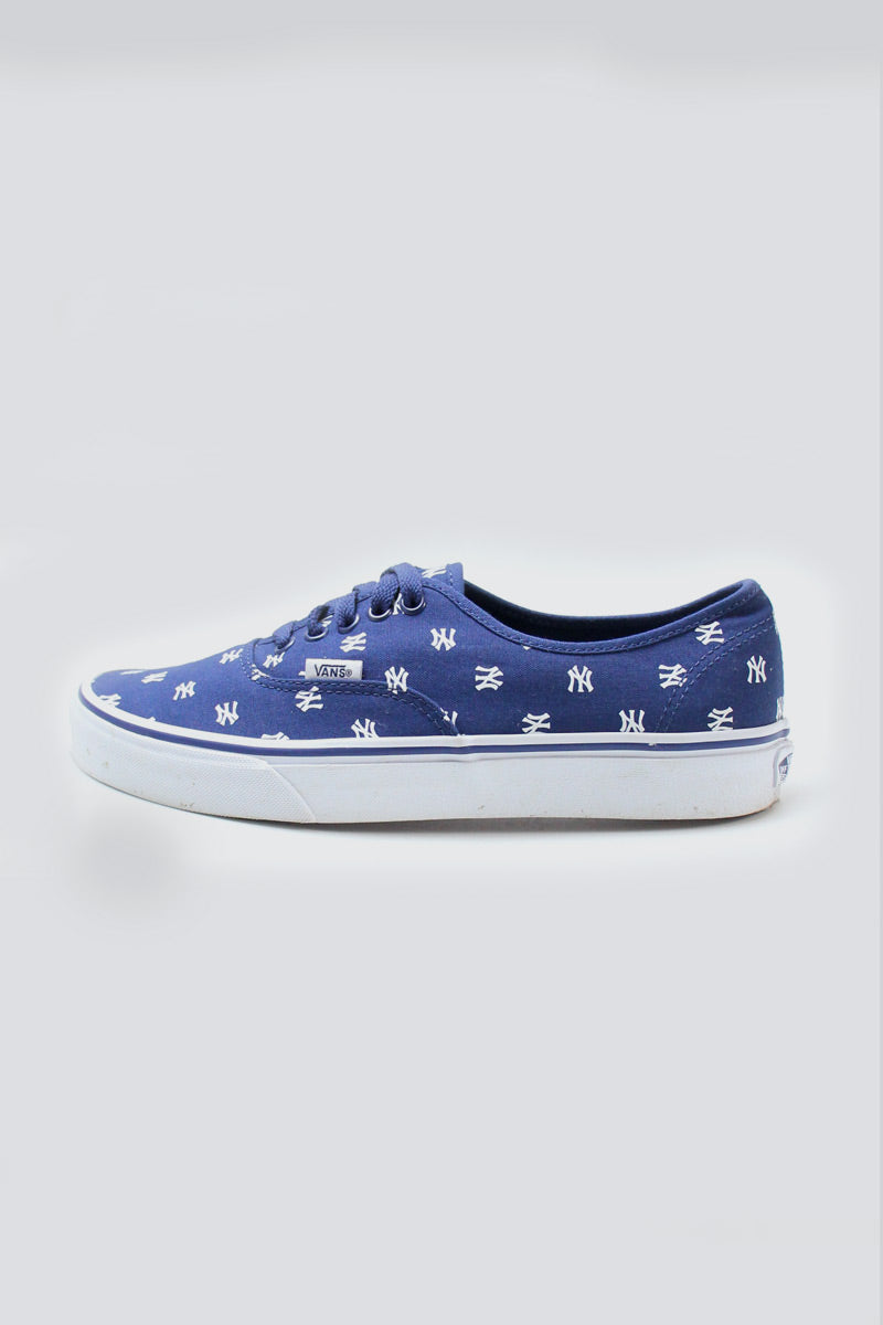 16'S AUTHENTIC X MLB NEW YORK YANKEES / NAVY [SIZE: US9 (27cm相当) USED]