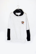 画像をギャラリービューアに読み込む, MADE IN USA 96&#39;S TASMANIAN EMBROIDERY SWITCHING SWEAT HOODIE / GREY / BLACK [SIZE: XL USED]
