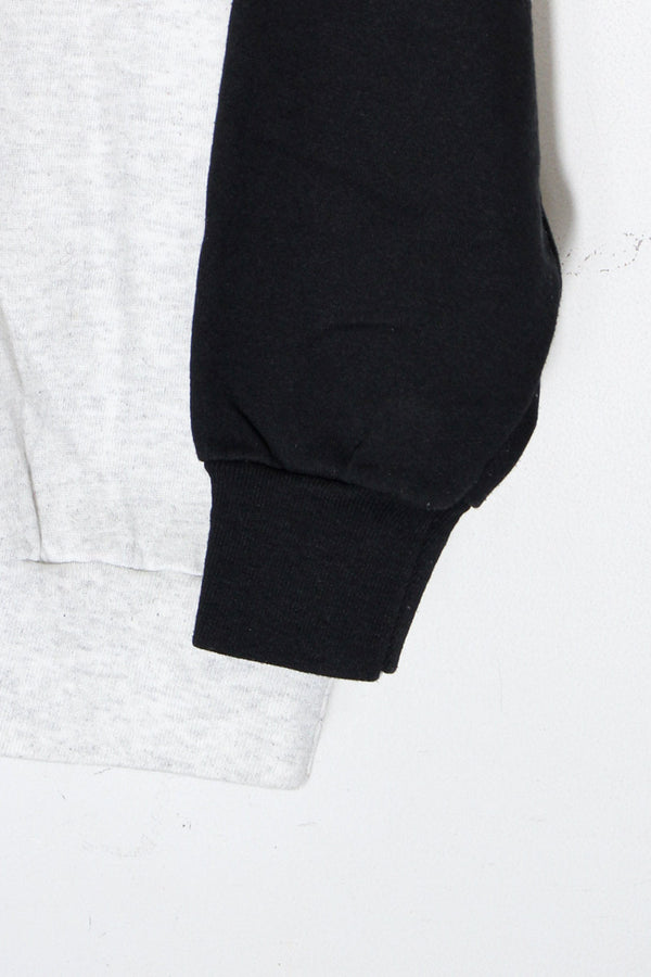MADE IN USA 96'S TASMANIAN EMBROIDERY SWITCHING SWEAT HOODIE / GREY / BLACK [SIZE: XL USED]