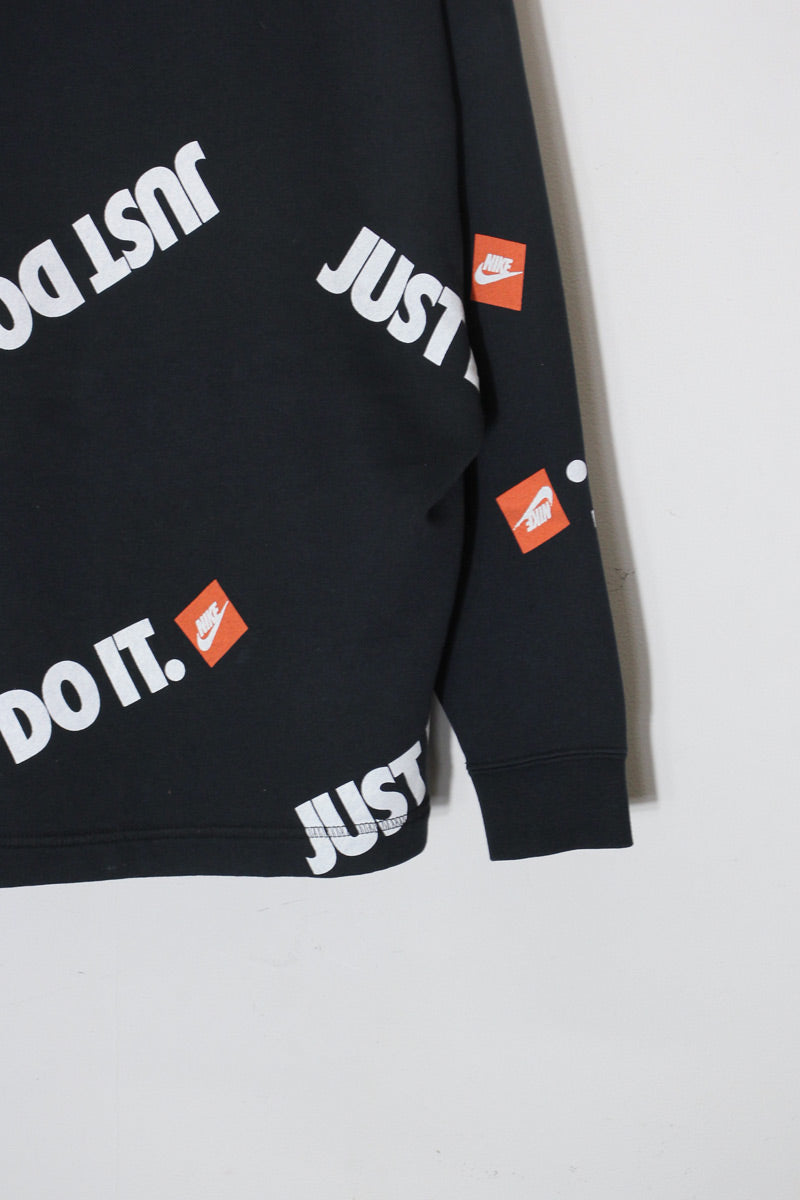 JUST DO IT. PRINT SWEAT SHIRT / BLACK/WHITE/ORANGE [SIZE: XS USED]
