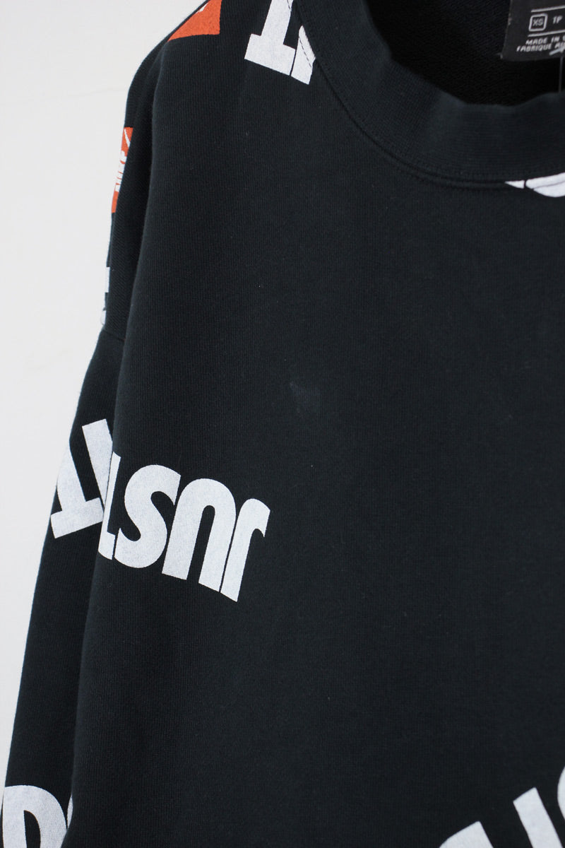 JUST DO IT. PRINT SWEAT SHIRT / BLACK/WHITE/ORANGE [SIZE: XS USED]