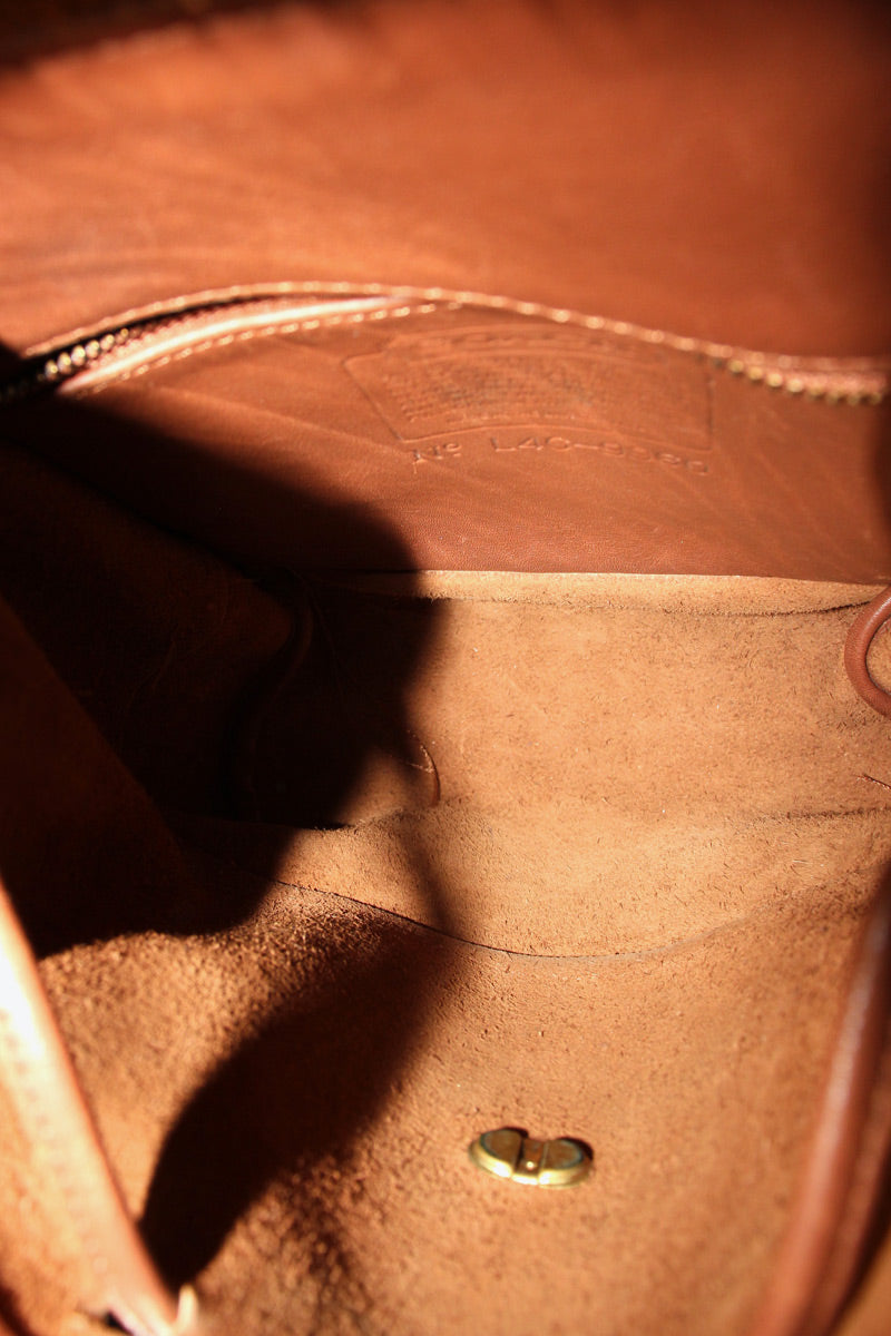 MADE IN USA 80'S LEATHER SMALL BACK PACK / TAN [ SIZE: ONE SIZE USED ]