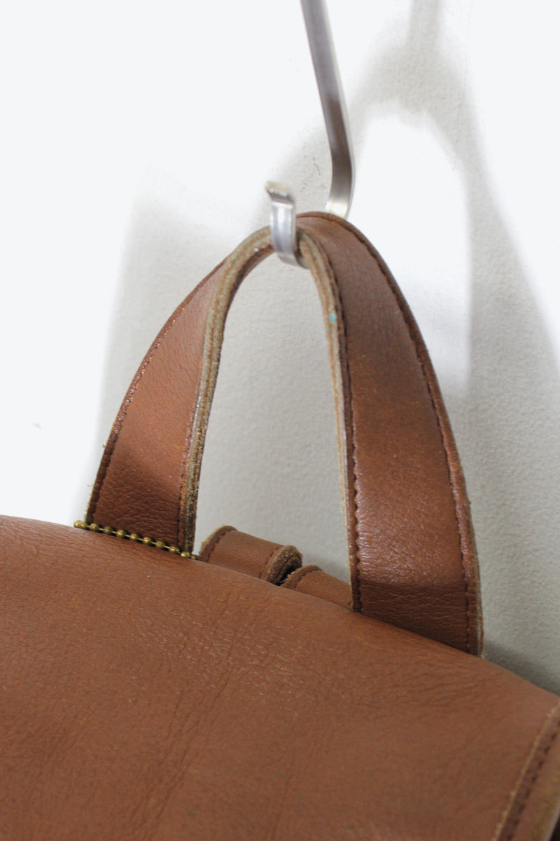 MADE IN USA 80'S LEATHER SMALL BACK PACK / TAN [ SIZE: ONE SIZE USED ]