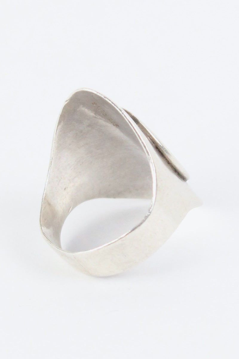 925 SILVER RING / SILVER [SIZE: Equivalent to 11, USED]