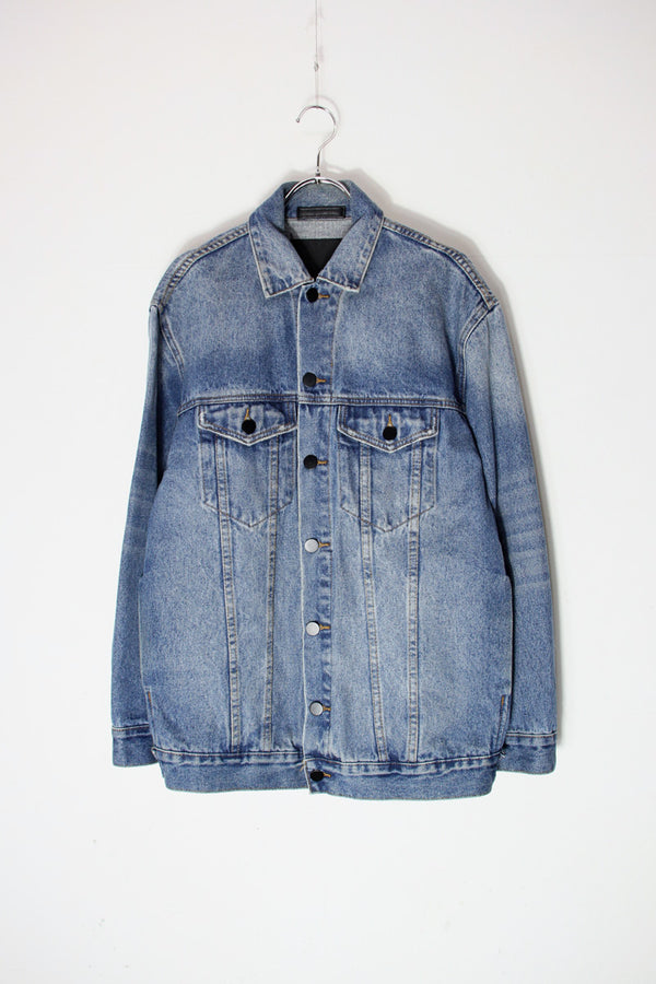 DENIM JACKET / LIGHT INDIGO [SIZE: S USED]