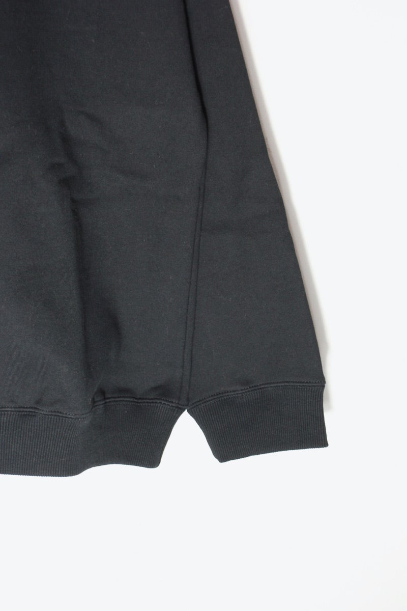 GUM STAMP CREWNECK / BLACK [NEW]