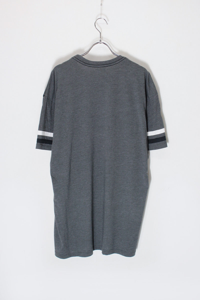 S/S THE FORCE AWAKENS PRINT T-SHIRT / BLACK/CHARCOAL GREY [SIZE: XL USED]