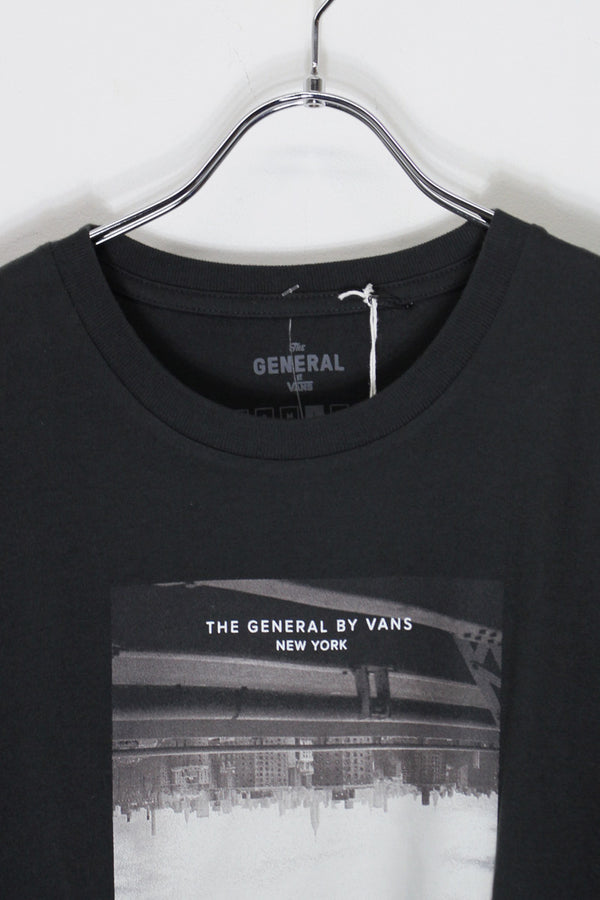 THE GENERAL BY VANS T-SHIRT / BLACK [日本未発売モデル] [SIZE: L NEW]