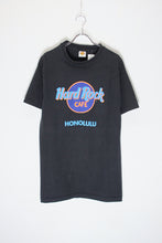 画像をギャラリービューアに読み込む, MADE IN USA 90&#39;S HONOLULU T-SHIRT / BLACK [SIZE: L USED]
