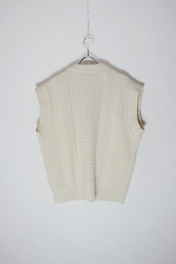 V-NECK LAMBSWOOL ACRYLIC CABLE KNIT VEST / ECRU [SIZE: M Equivalent, USED]