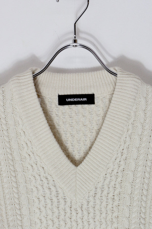 V-NECK LAMBSWOOL ACRYLIC CABLE KNIT VEST / ECRU [SIZE: M Equivalent, USED]