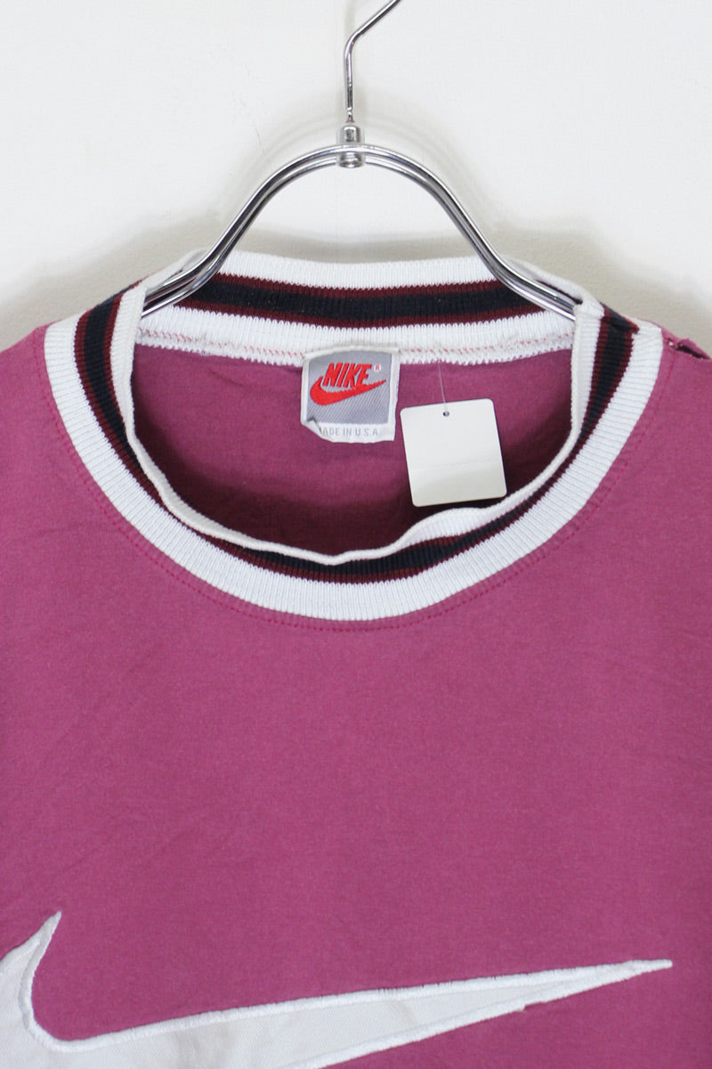 MADE IN USA 90'S S/S LOGO EMBROIDERY RIB T-SHIRT / BURGUNDY [SIZE: M Equivalent USED]