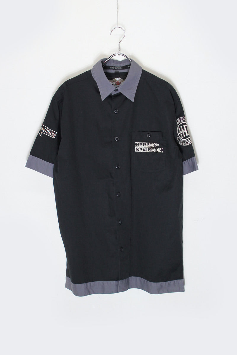 90'S S/S LOGO EMBROIDERY SHIRT / BLACK/GREY [SIZE: S USED]