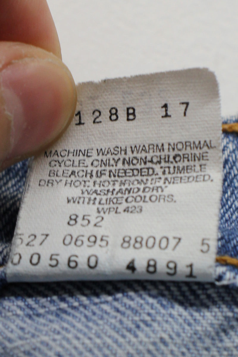 MADE IN USA 90'S 560 LOOSE FIT DENIM PANTS / INDIGO [SIZE: W31L32 USED]
