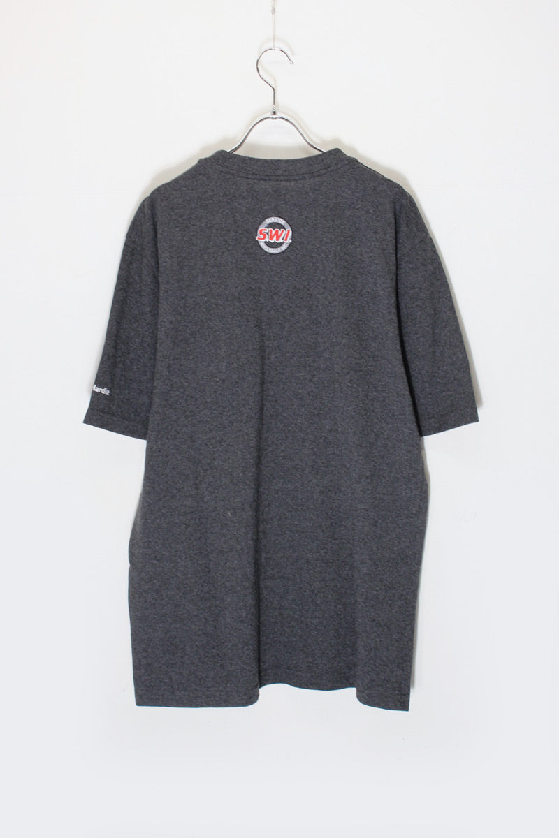 S/S HENLEY NECK POCKET T-SHIRT / CHARCOAL GREY [SIZE: M USED]