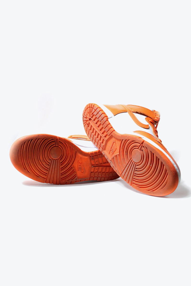 DUNK HI / WHITE / ORANGE [SIZE: US8.5 (Equivalent to 26.5cm) USED]