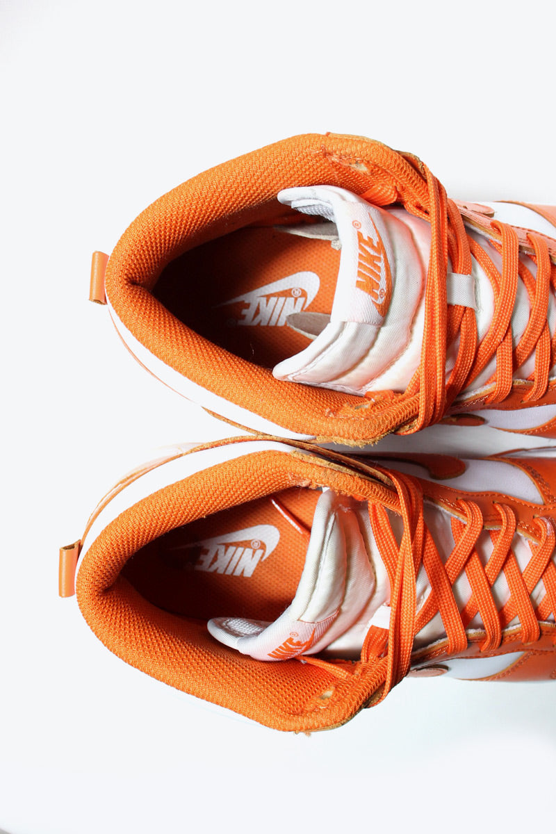 DUNK HI / WHITE / ORANGE [SIZE: US8.5 (Equivalent to 26.5cm) USED]